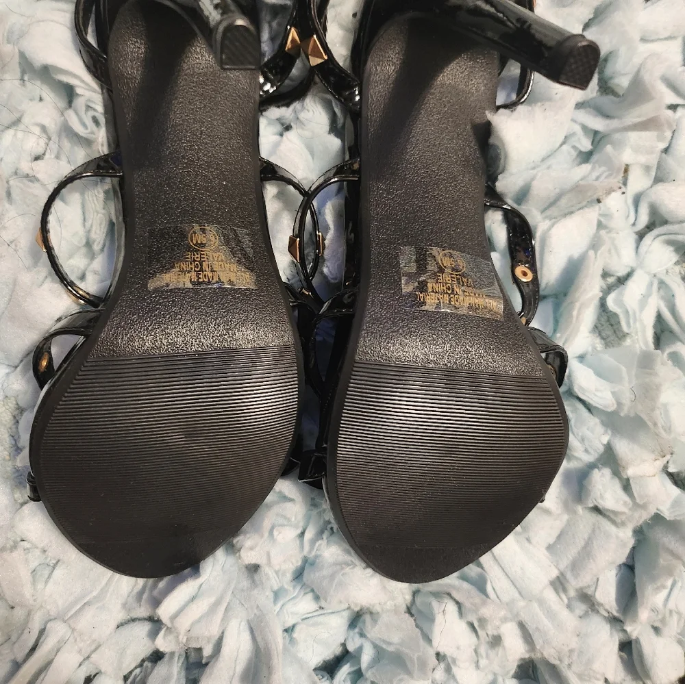 Sexy flirty heels